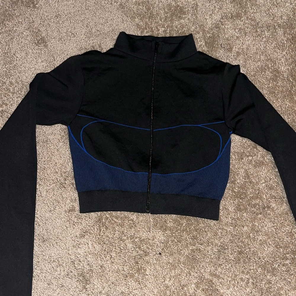 Tracksuit - Picture 2 of 3